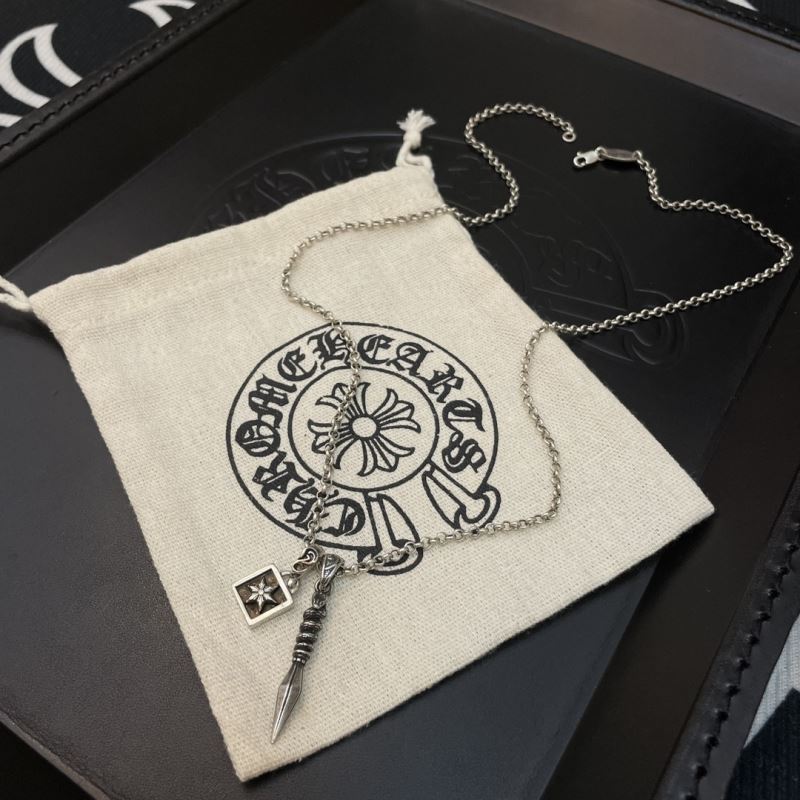 Ch*0me He**ts necklaces